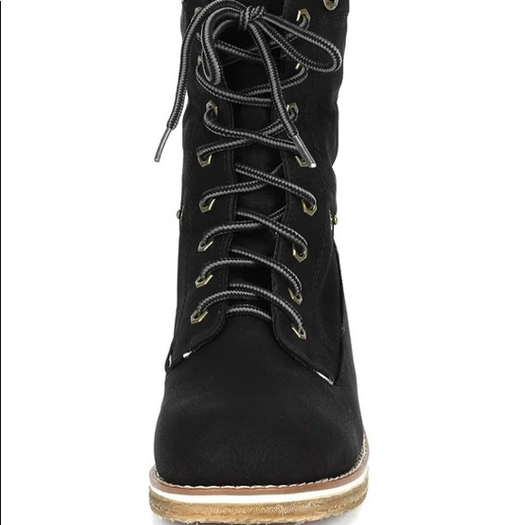 Dream Pairs lace-up boots - Picture 7 of 11